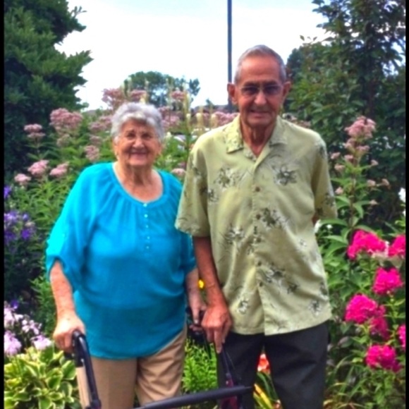 ⚜️  Vintage 1980’s Tablecloth Benetello CROSCILL MUTED 70" - Picture 16 of 16